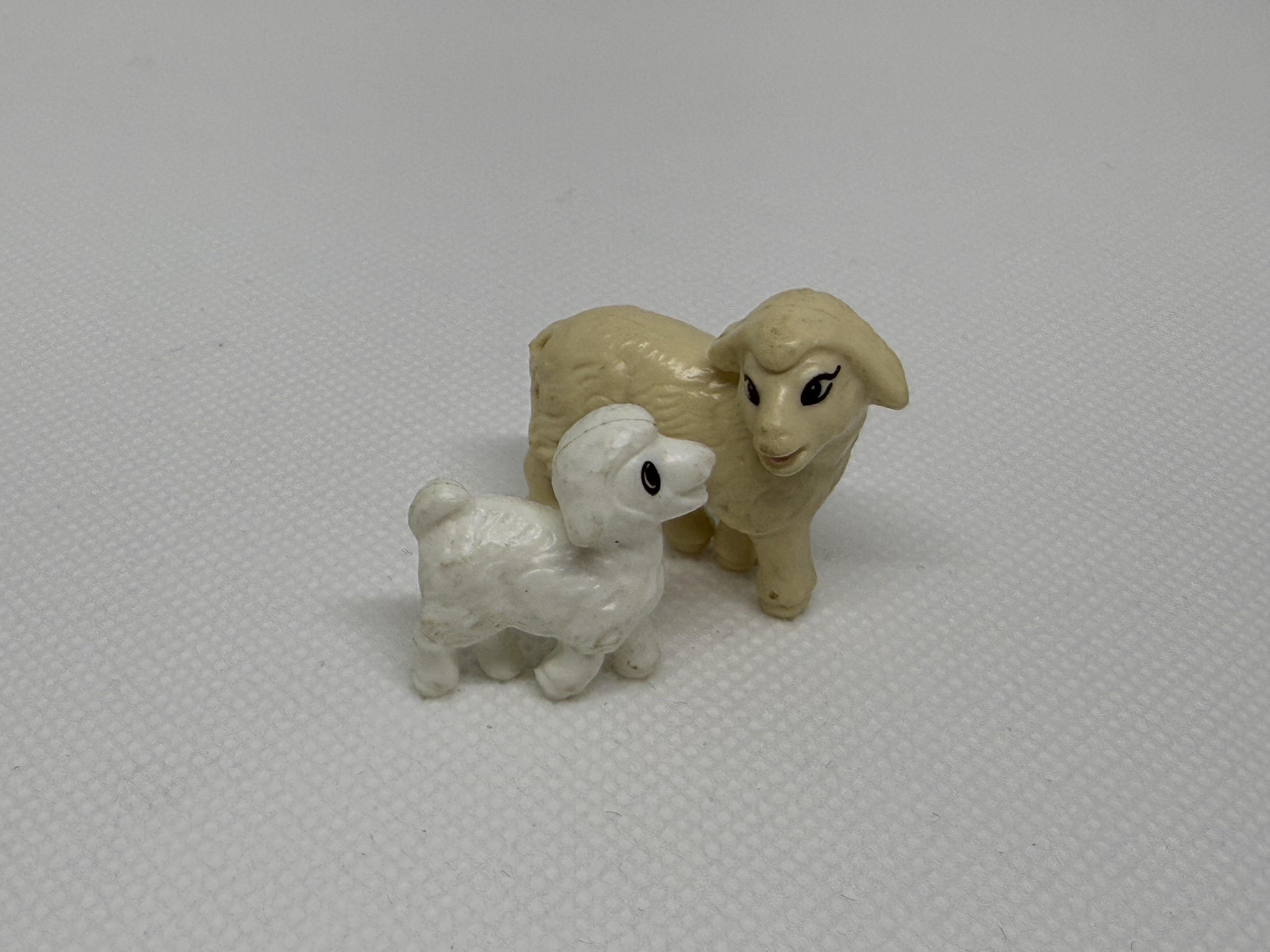 Varios animales y sus crías - 04