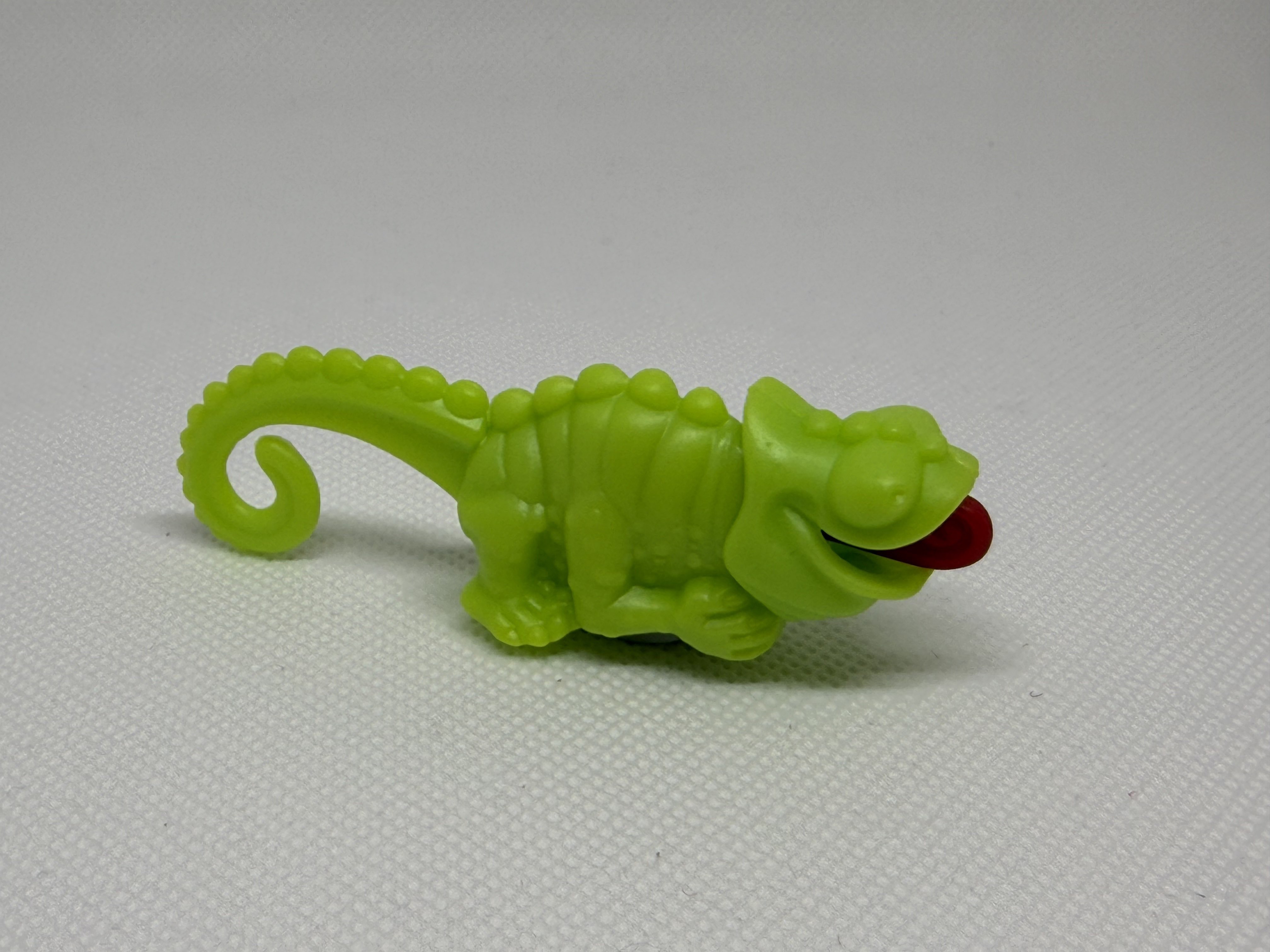 Oso hormiguero, camaleón y lagarto - 03