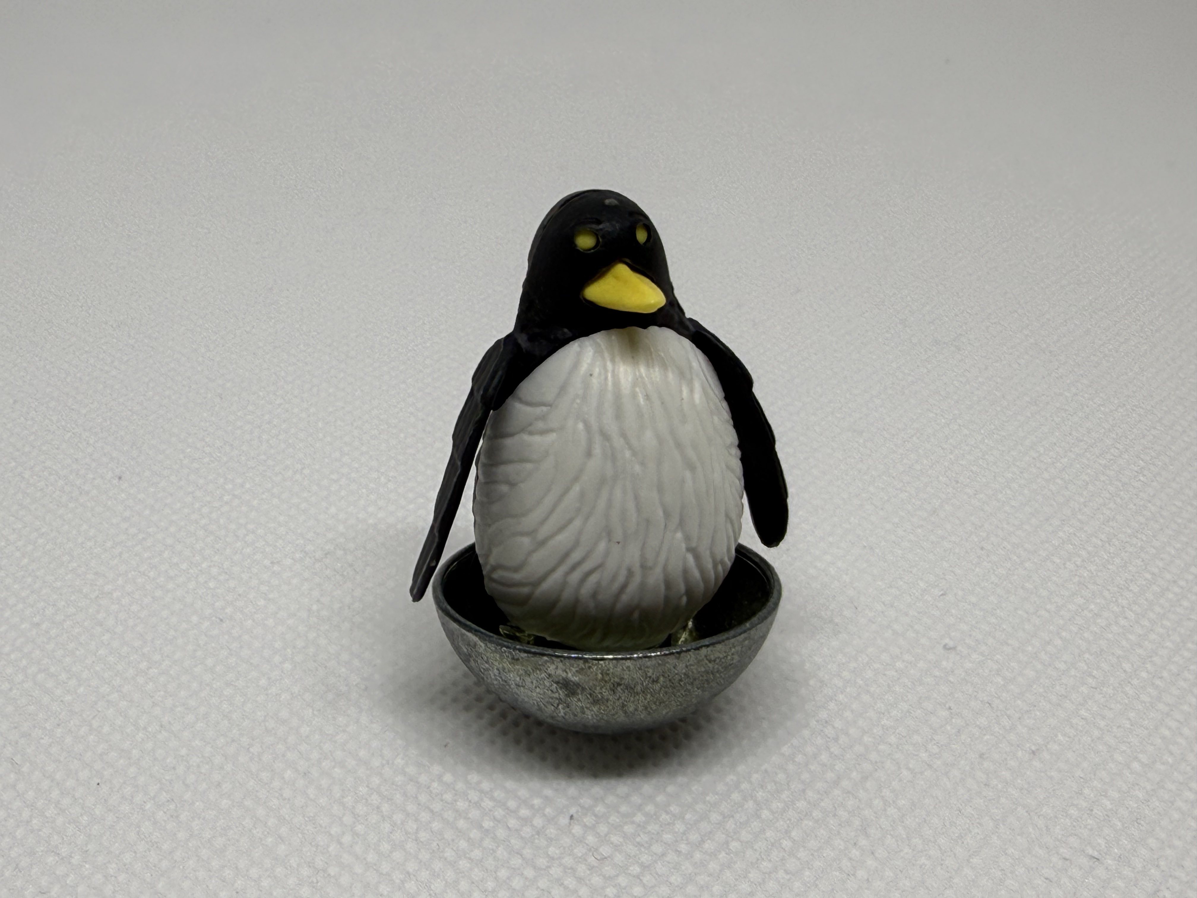 Pingüino, perro y loro - 02
