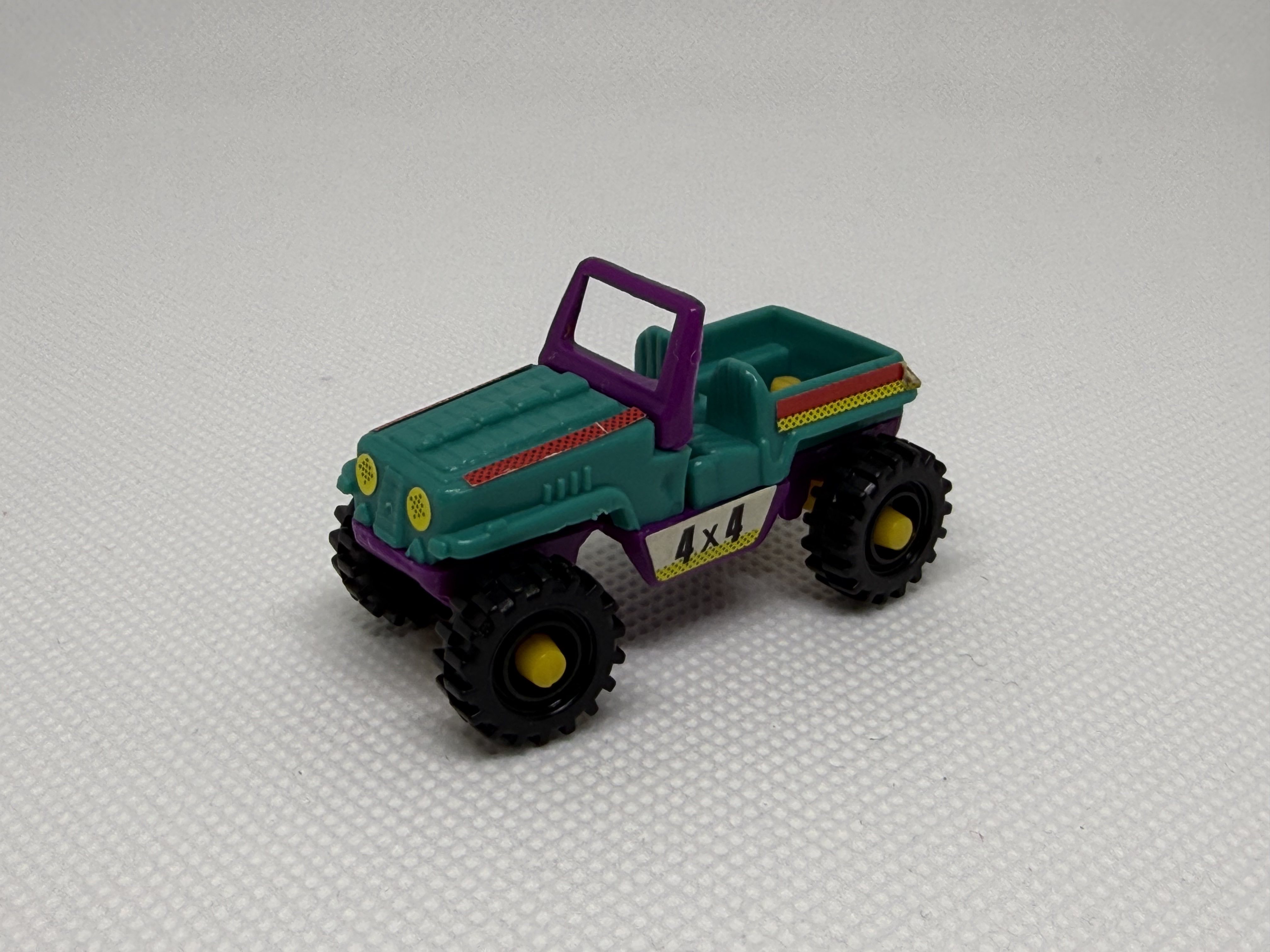 Auto de bomberos y Jeep - 01
