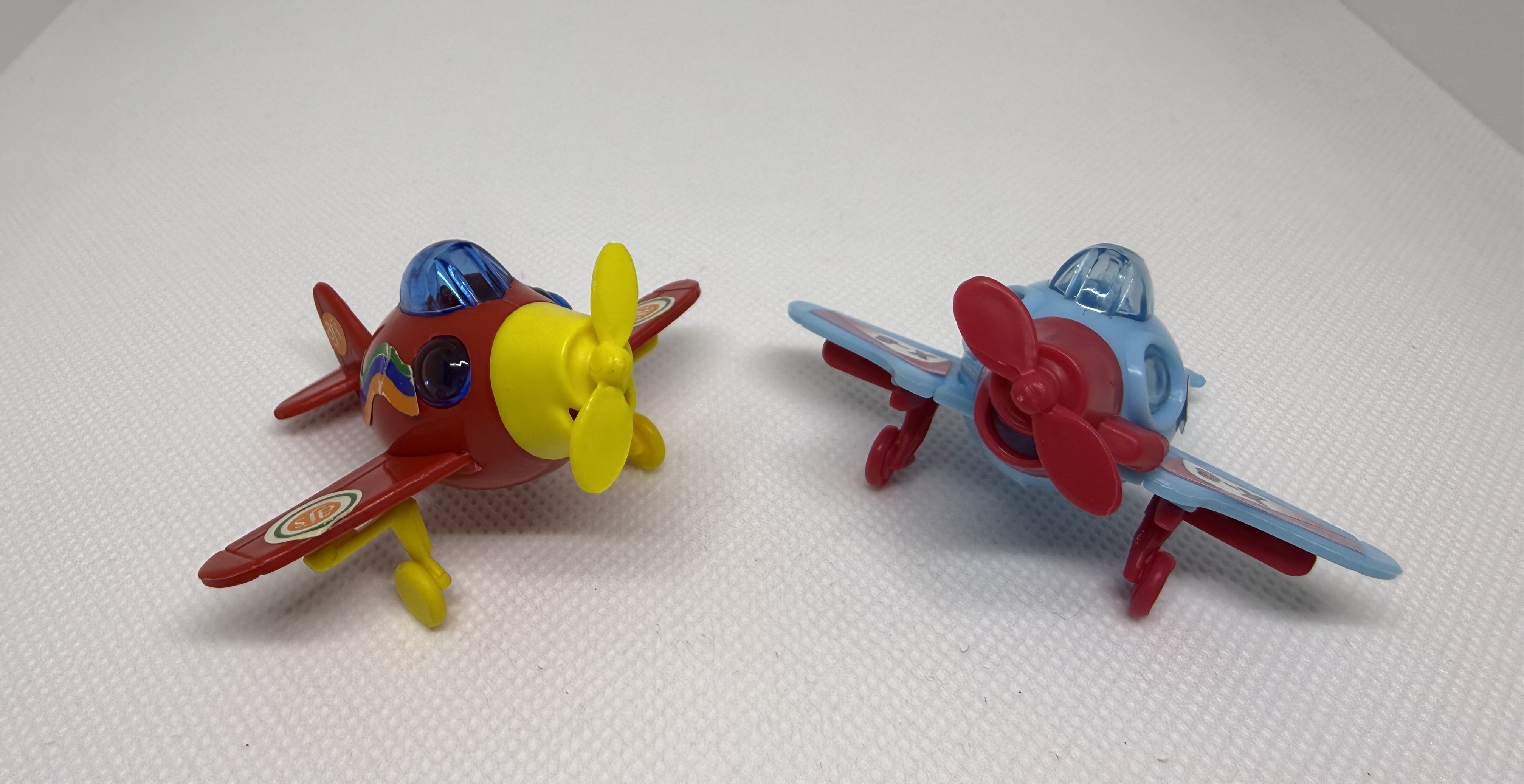 Avion Rouge y Avion Bleu - Portada